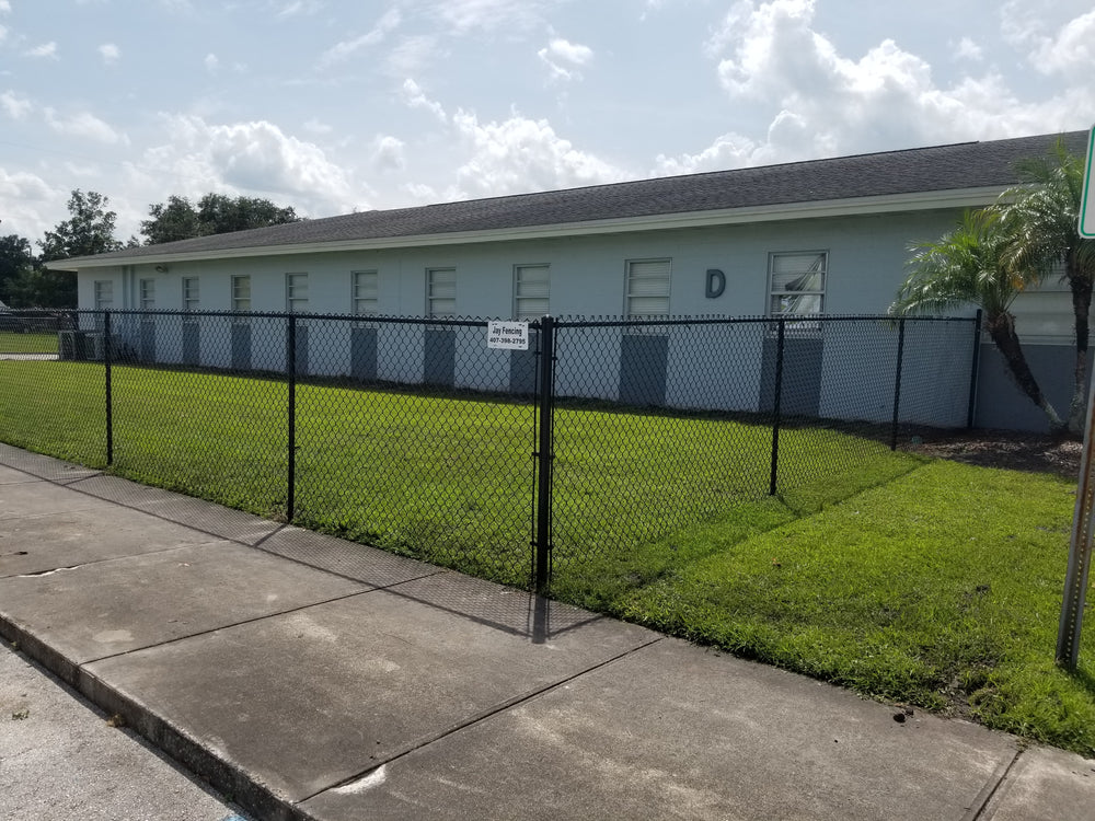 Chain Link fence installation by Jay Fencing